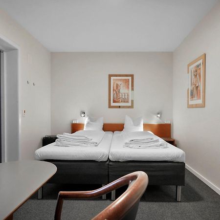 Hotel Варде Екстериор снимка