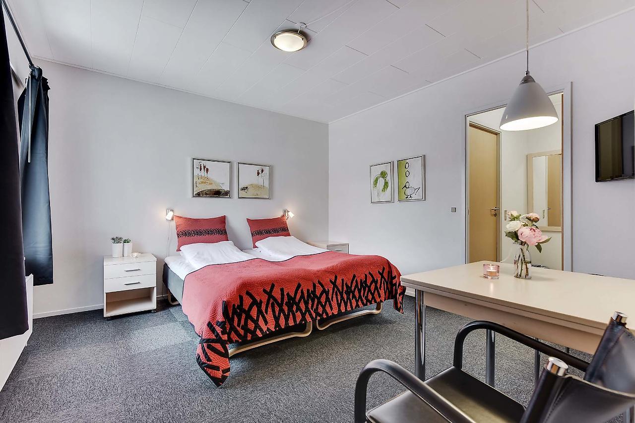 Hotel Варде Екстериор снимка