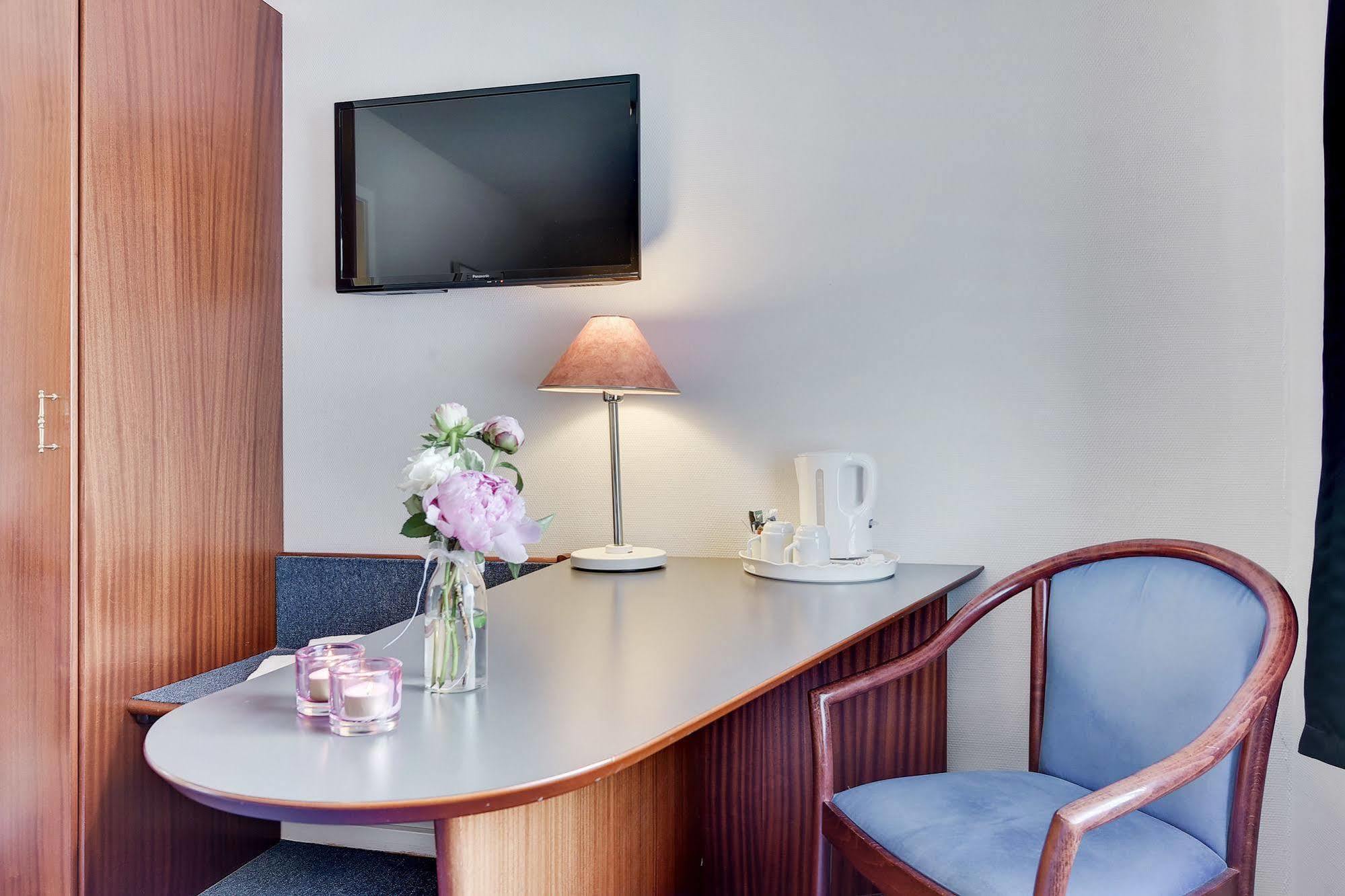 Hotel Варде Екстериор снимка